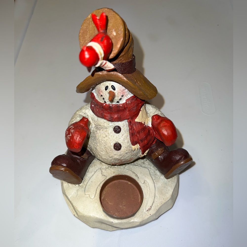 Snowman tea light holder